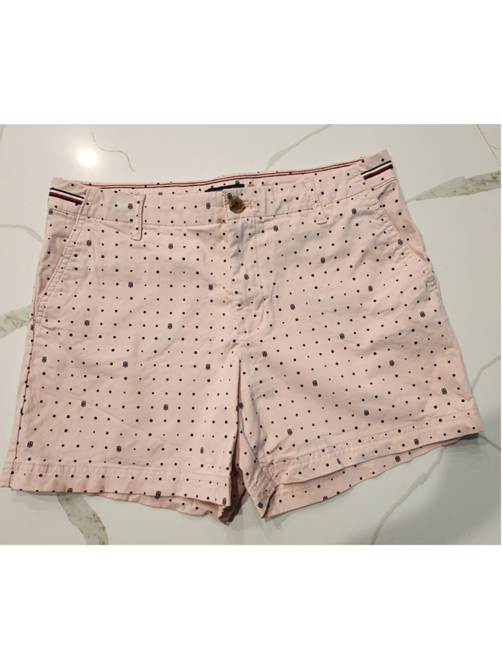 Tommy Hilfiger Women's Size 8 Pink Polka Dot 5" Stretch Chino Shorts Classic Fit